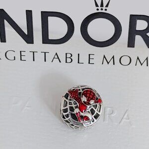 Pandora Marvel Spider-Man Soaring City Charm Bracelet Pendant S925 Silver